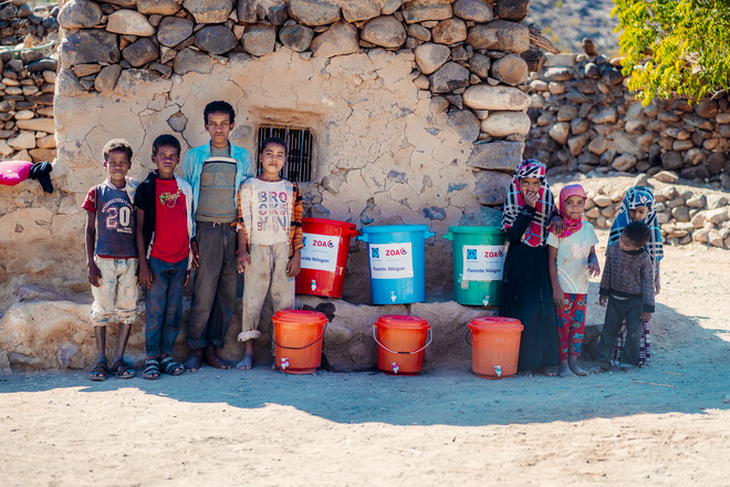Der Zugang zu Wasser bedeutet Überleben. Für viele ist Wasser wertvoller als jedes Gold geworden. Bild: Partnerorganisation ZOA