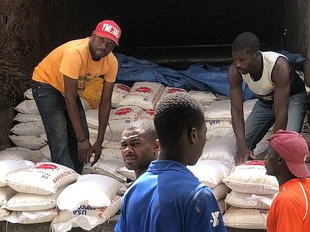 Lebensmittelverteilung. Bild: World Relief