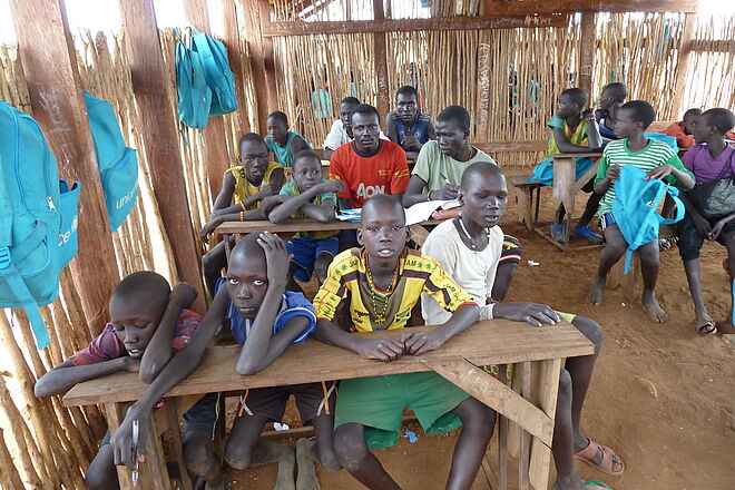 Schüler im Lernprogramm. Bild: Mirjam Nufer, TearFund Schweiz