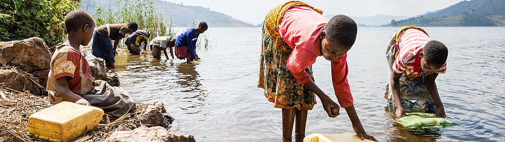 Sie befinden sich im Bereich Länder und Projekte, Uganda: Wasser ist Leben