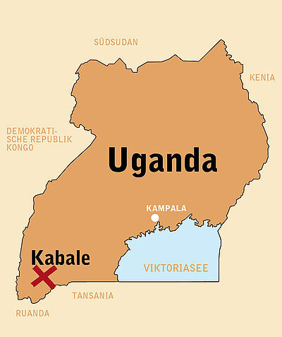 Die Landkarte von Uganda. Das rotes Kreuz zeigt, in welchem Gebiet TearFund aktiv ist.